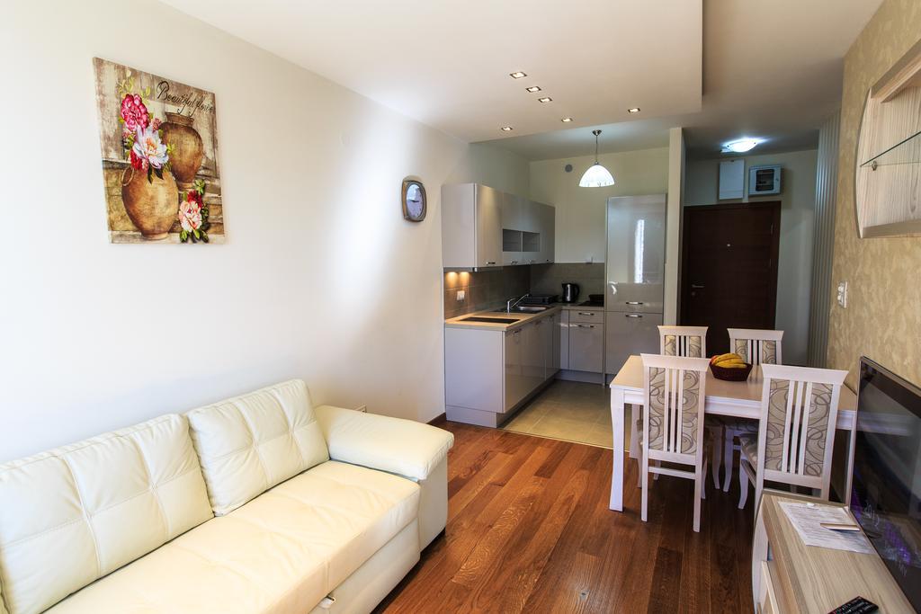 De Lux Apartments Petrovac Εξωτερικό φωτογραφία