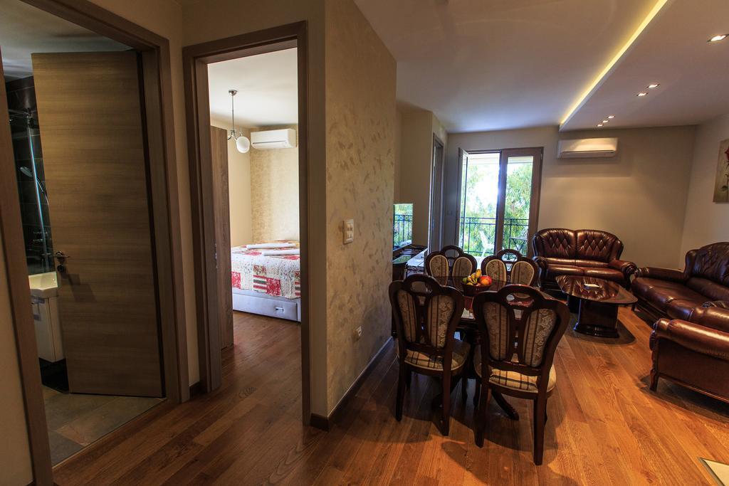 De Lux Apartments Petrovac Εξωτερικό φωτογραφία